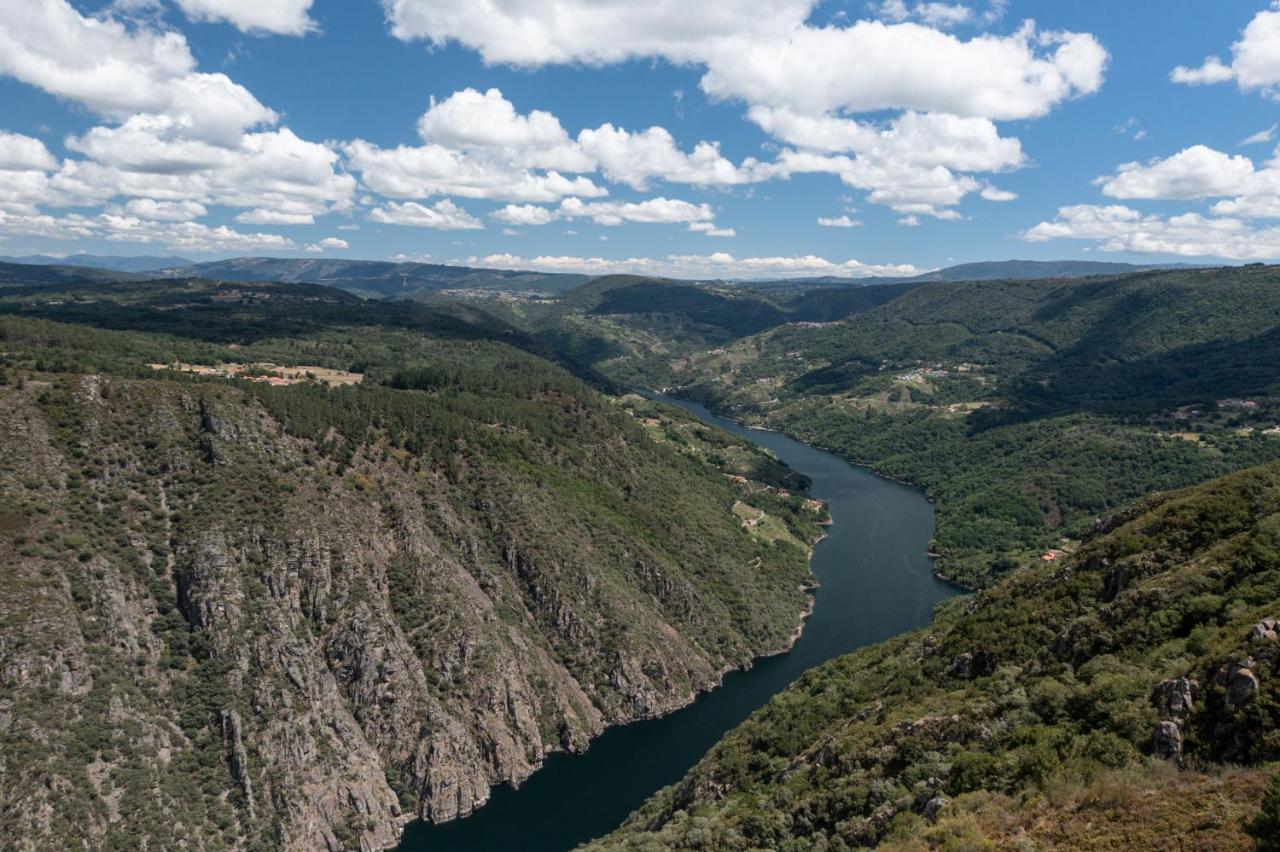 Alojamiento Turistico Caxide Parada De Sil Ribeira Sacra Eksteriør billede